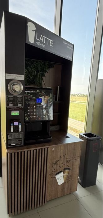 Coffee station/Aparat cafea self service marca Latte Romania