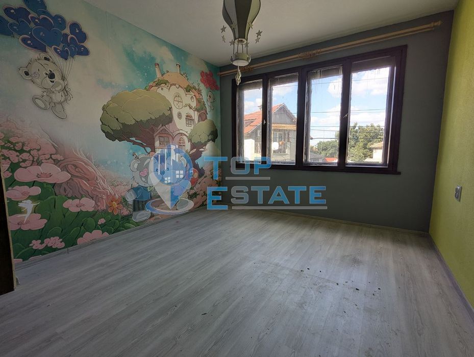 Продава се Къща в Лясковец - 300 кв.м за 682 €/кв.м - Снимка #2