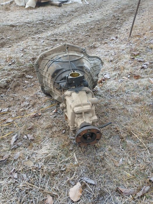 Vând cutie de viteze ford tranzit!