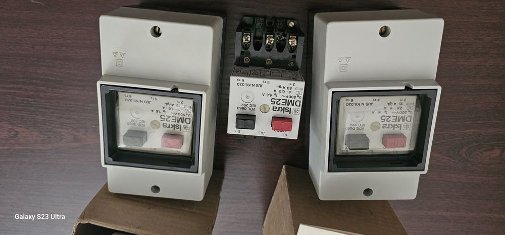 Iskra DME-25 Реле защиты двигателя