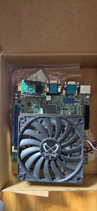 ASRock IMB-181-D Mini-ITX + i7-4790K + 16GB + охладител Scythe (NAS/сървър)