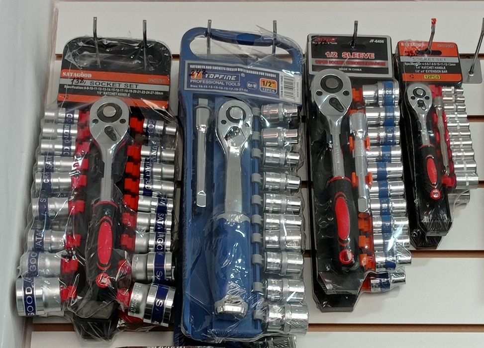 Набор головок с трещоткой