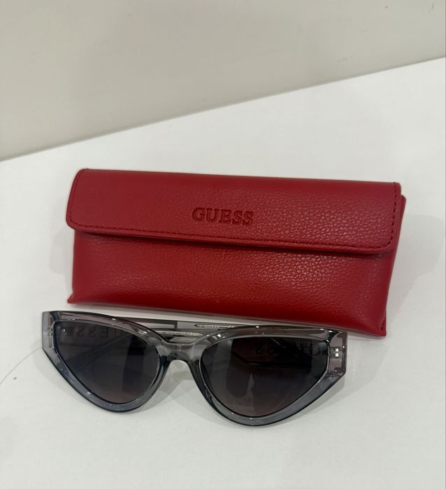 Слънчеви очила Guess