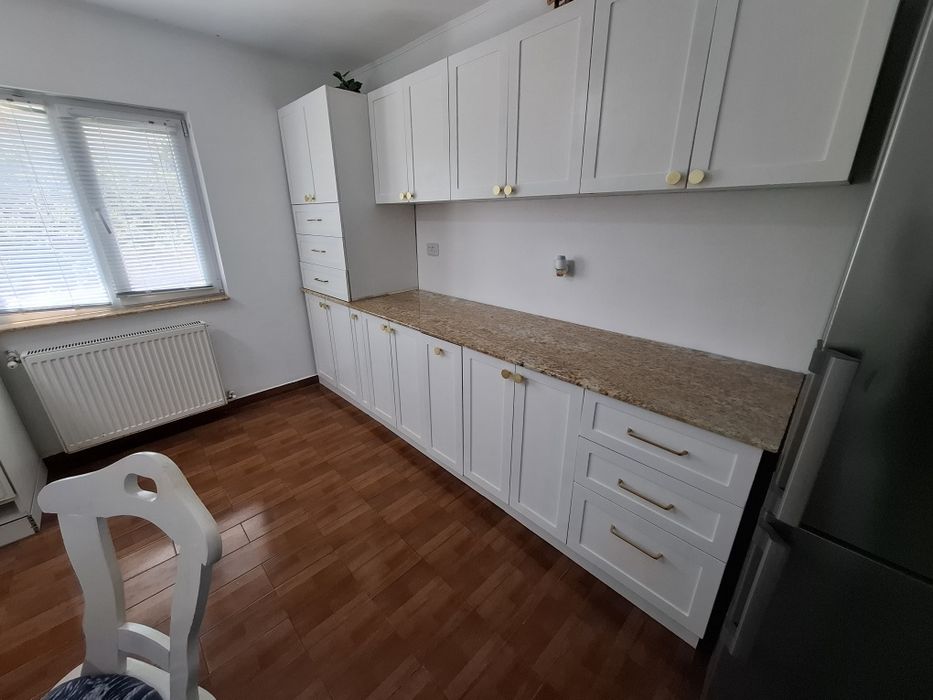 De Vânzare: Apartament 3 Camere Decomandat – Etaj 1