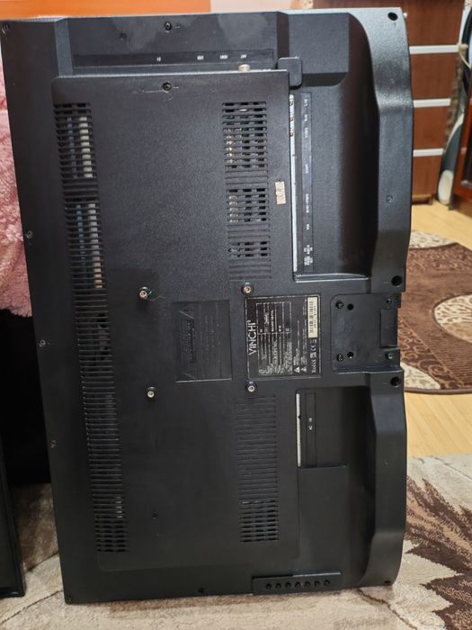 Tv Smart Samsung și Vinchi