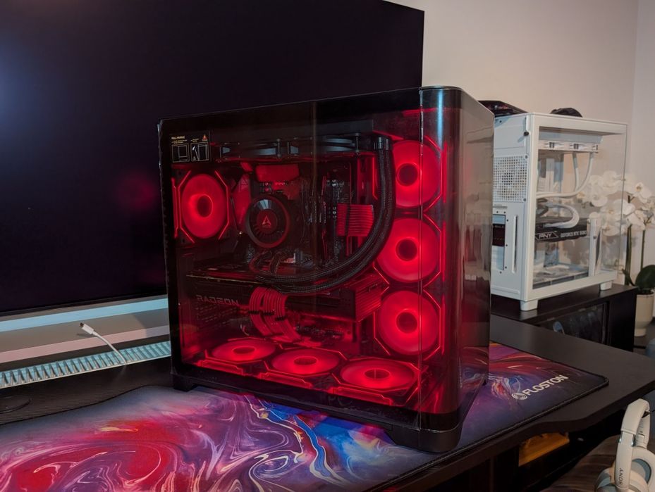 PC Gaming "Red Devil":  Ryzen 7 5800X3D, RX 9070 XT 16GB, 32GB DDR4