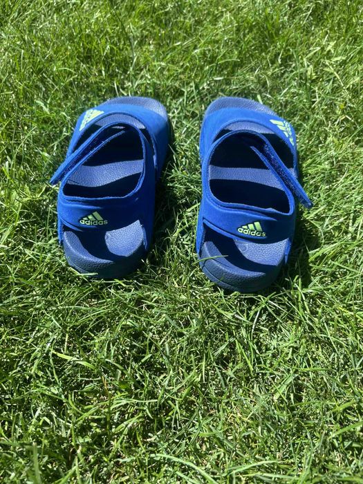 Детски сандали Adidas, размер 28
