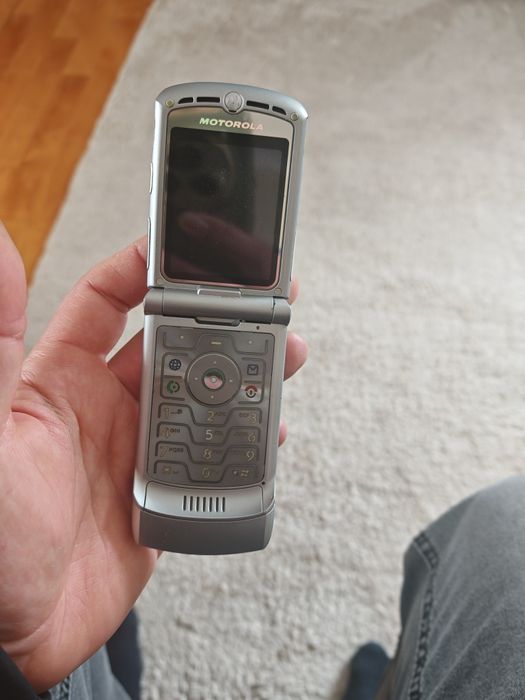 Telefon  Motorola V3 RAZR