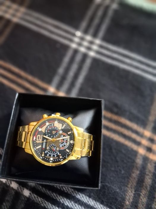 Ceas Geneva Nou – Elegant și Modern | Predare în Sibiu