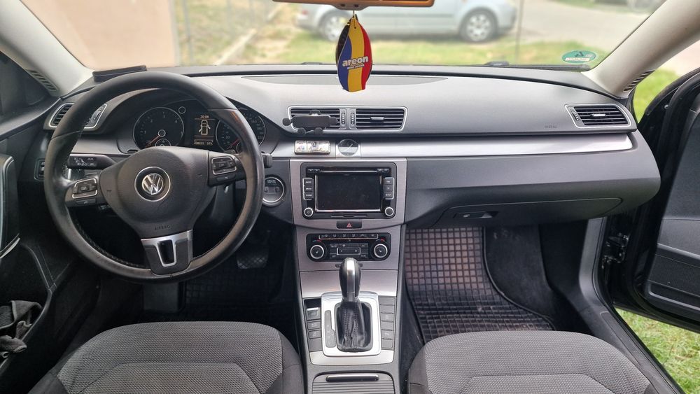 VOLKSWAGEN Passat 2011 — imagine 5
