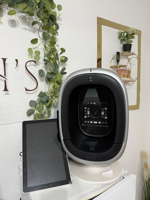 Analizator facial profesional cu AI si recomadarea rutinei