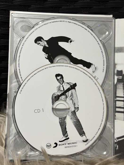 LОригинален албум-Platinum- 4 CD на Elvis Presley#Елвис Пресли