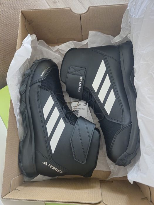 Adidas  TERREX Snow
