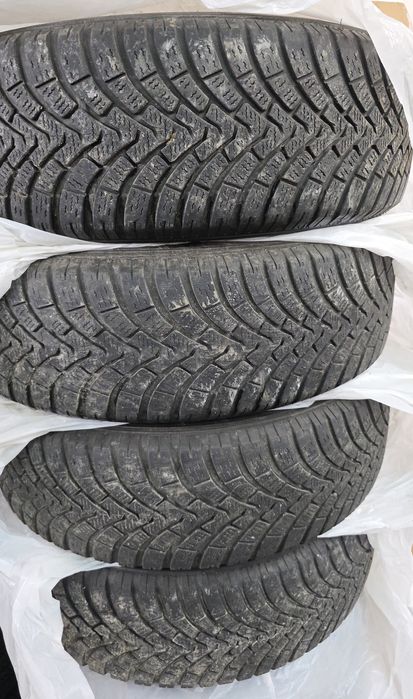 Anvelope 215 65 16