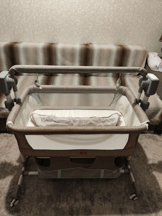 Продам детскую кроватку