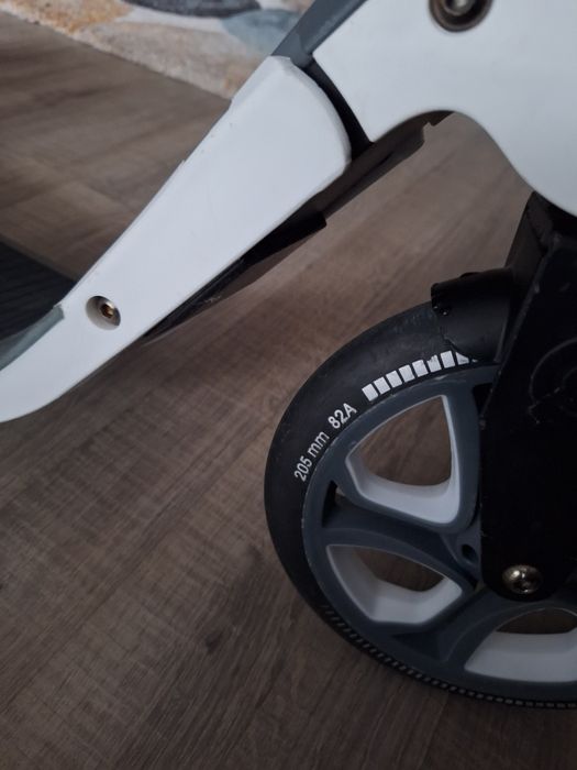 Trotineta Globber 205 mm stare foarte buna