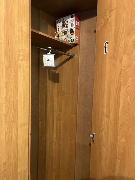 Продам шкафы для комнат и прихожей
