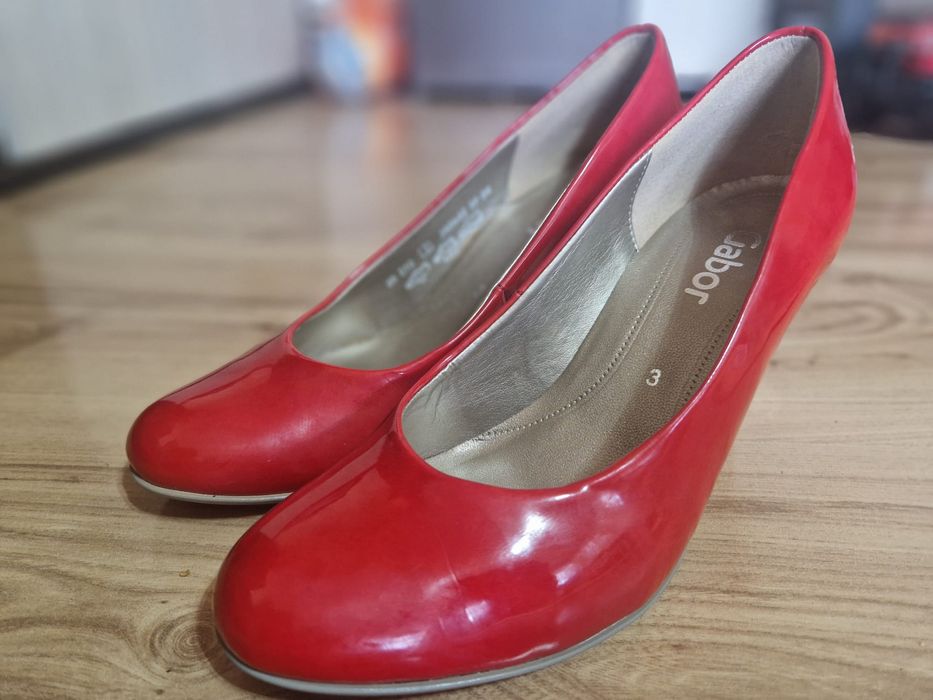 Vand pantofi cu toc Gabor