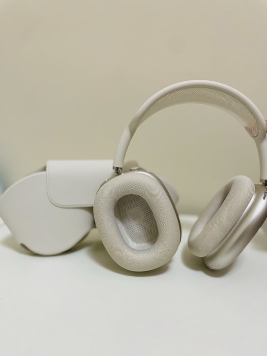 AirPods Max б/у почти новый