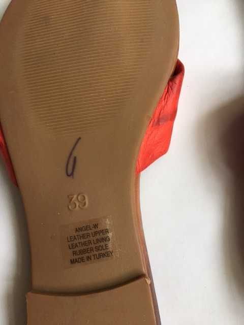 Чехли Мис Сиксти 39 номер нови