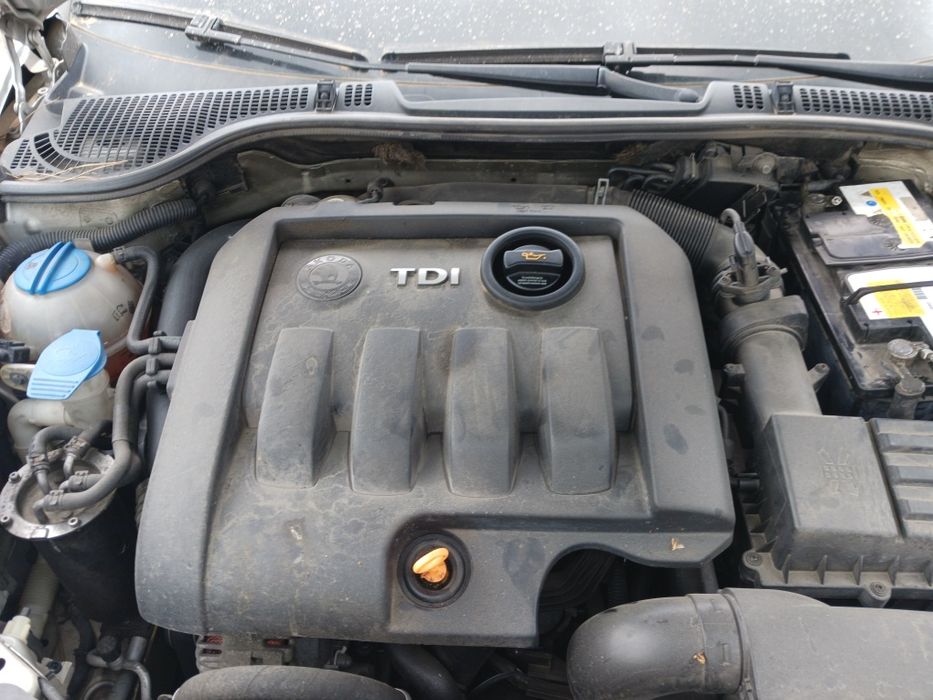 Шкода Октавия 1.9 тди 105 коня 2007год