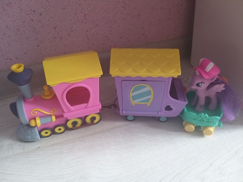 Продам детские игрушки