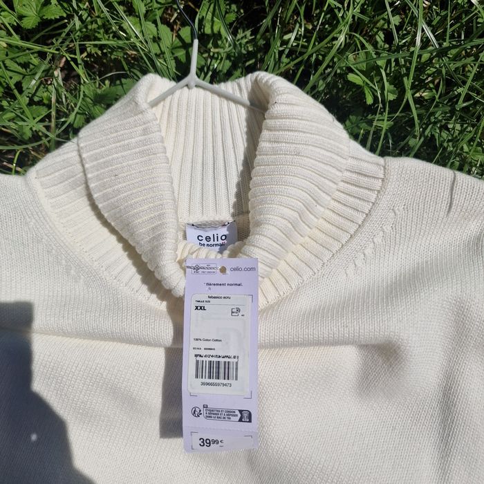 Pulover crem nou Celio cu guler înalt / maletă bărbați, mărimea XXL