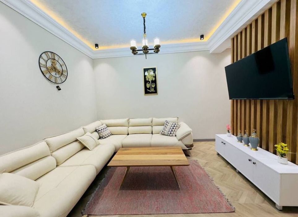 Мирабад Авенью!Сдается 2-х комнатная квартира