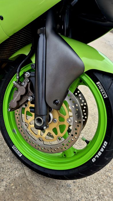 Se vinde  URGENT Kawasaki ninja zx6r