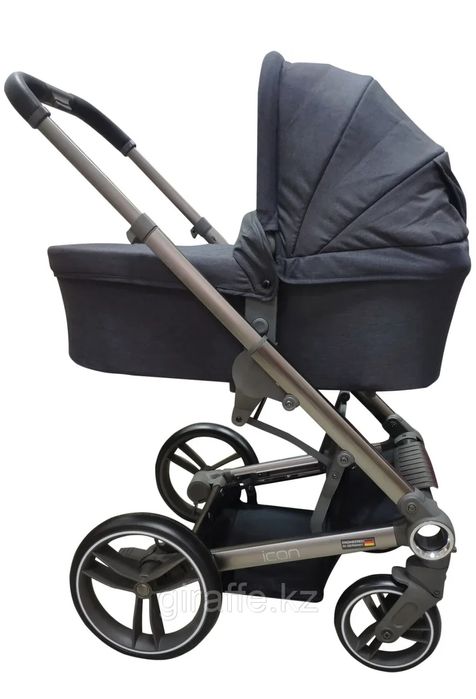 Продаю отличную коляску недорого!