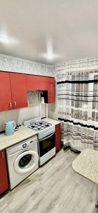 Продам 1 ком в центре города Тайга