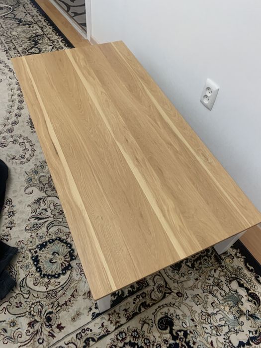 Стол журнальный.