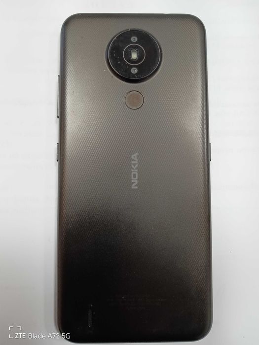 Продавам НОКИА 1.4, с нормални следи от употреба.