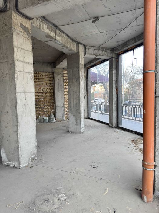 Сдается в аренду КОММЕРЧЕСКОЕ ПОМЕЩЕНИЕ на долгий срок