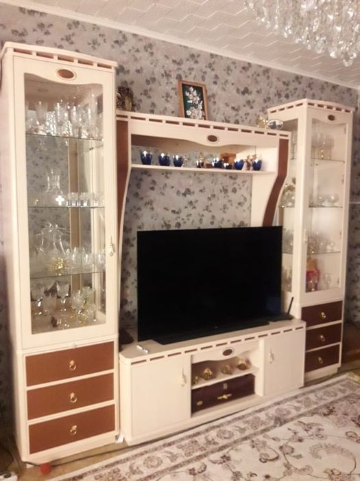 Продам стенку  б/у