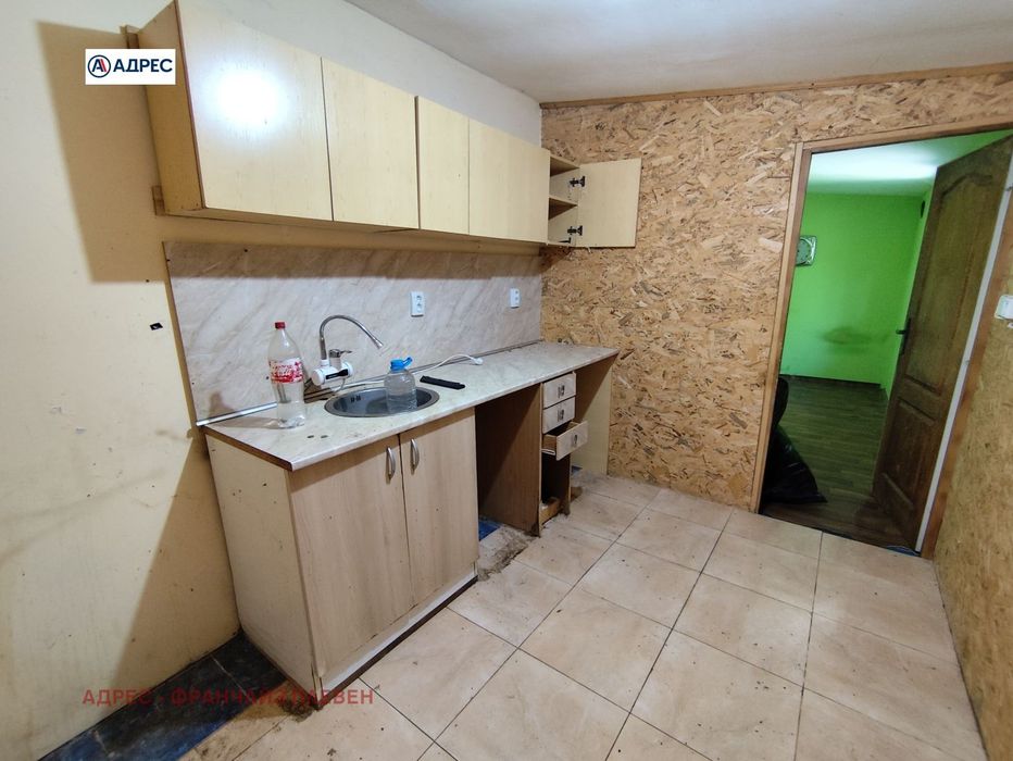 Продава се Парцел в с. Жернов, Област Плевен - 1230 кв.м за 13 €/кв.м - Снимка #2