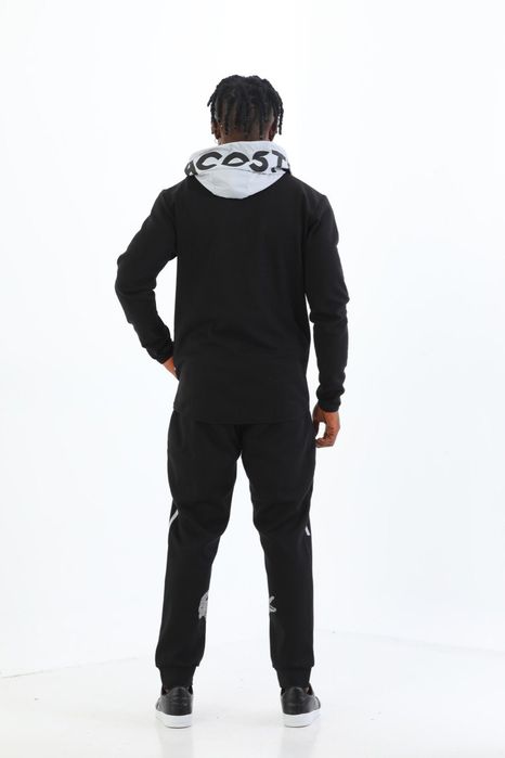 Спортивные костюмы Lacoste