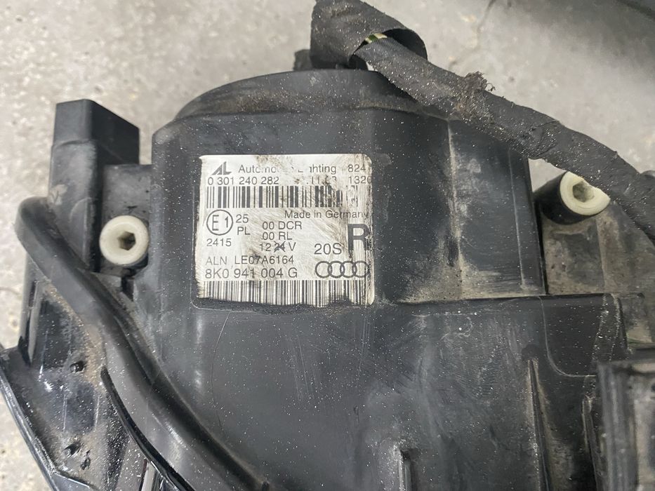 Завиващи фарове за Audi A4 B8, Ауди