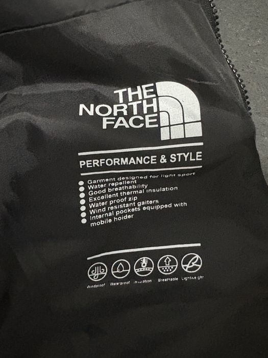 Vestă TNF 700 Nuptse XXL – puffer original, negru, super călduroasă