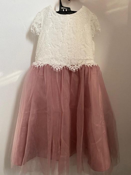 Jj’s house rochita de ocazii