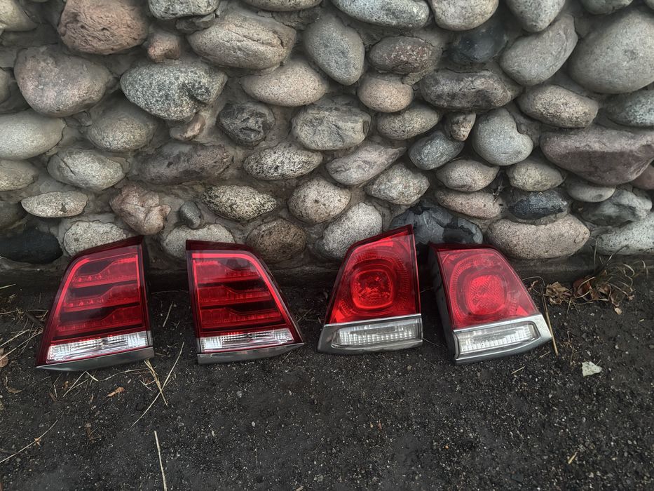 Toyota Land Cruiser 200