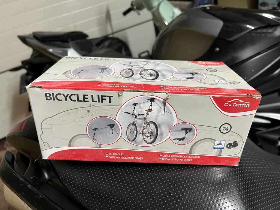 Vand suport bicicleta pentru tavan