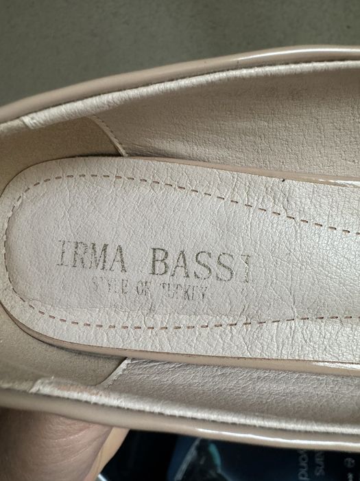 Туфли б/у замшевые и лаковые