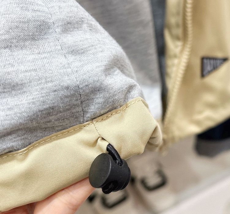 Стильные детские куртки для мальчиков