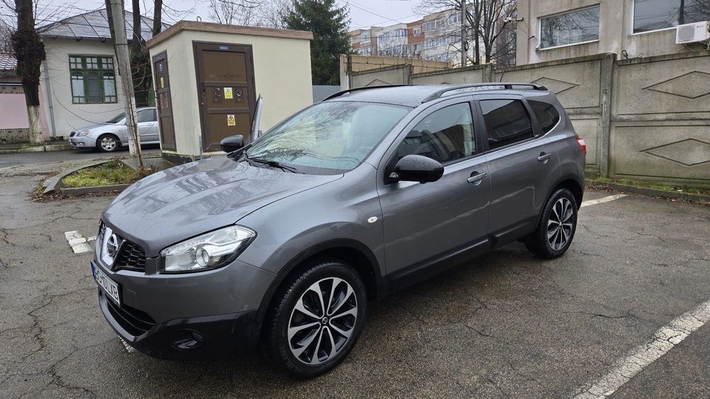 Nissan Qashqai +2
