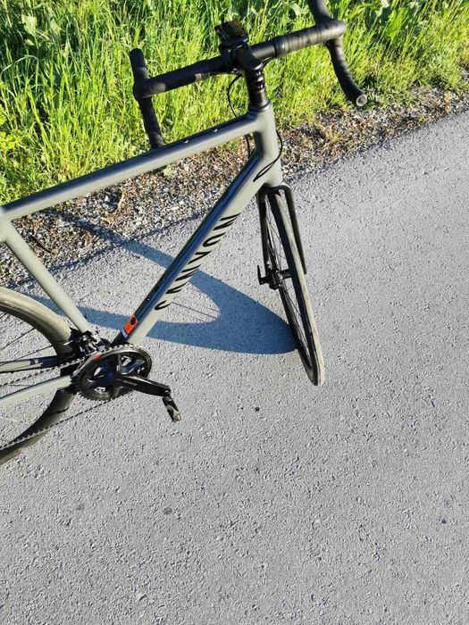 Шосеен велсоипед Canyon Endurace 7 RAW, размер L, Shimano 105 12s, карбон вилка — 300 км