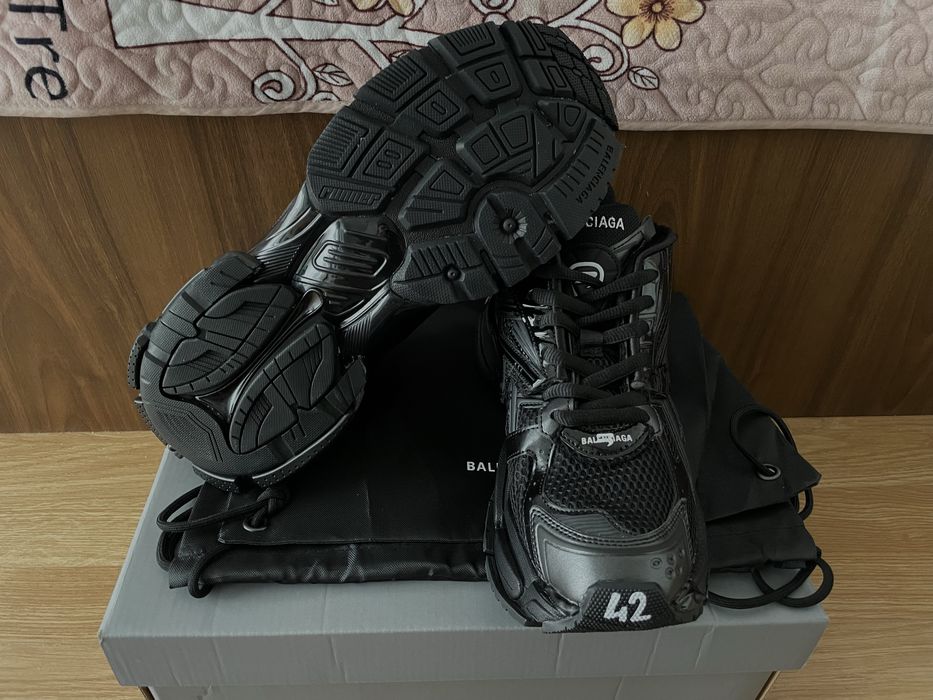 Balenciaga Runner Black, 42