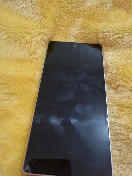Vând telefoane blocat  pret iefin