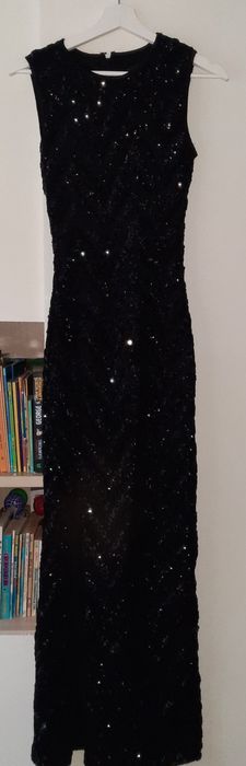 Rochie neagra de ocazie