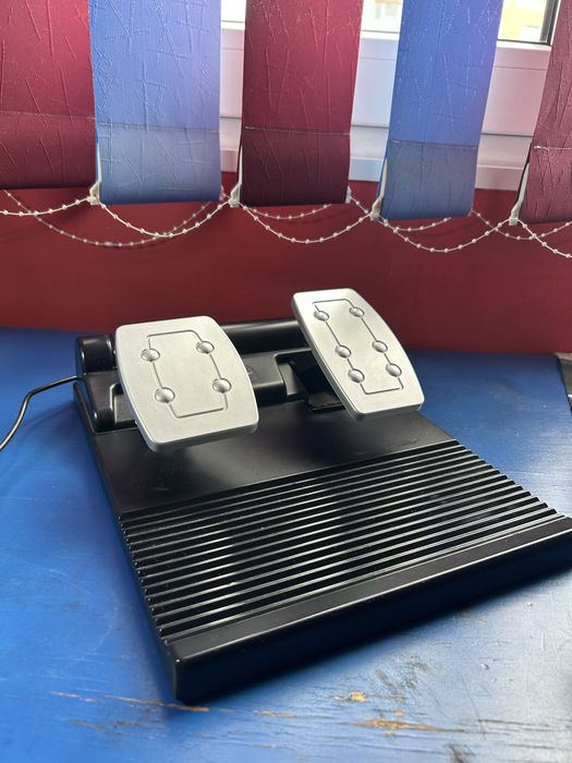 Продавам волан Tracer Roadster 4 в 1 с педали – за PC, PS3, PS4 и Xbox One